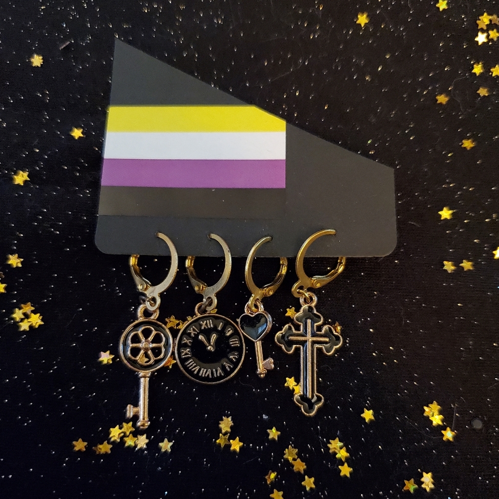 Niki Knox Designs Unisex Set of 4 Earrings Nonbinary Flag NWT